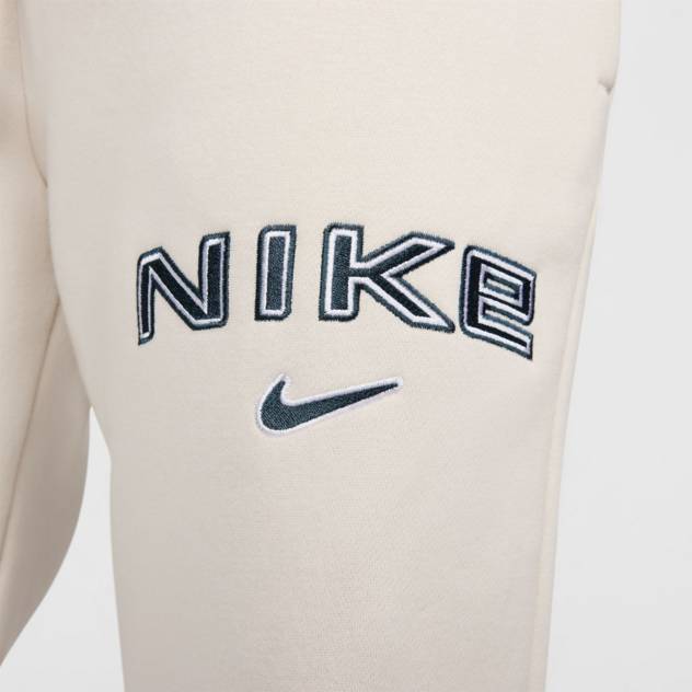 NIKE W NSW PHNX FLC MR STD LOGO PNT Rabatt